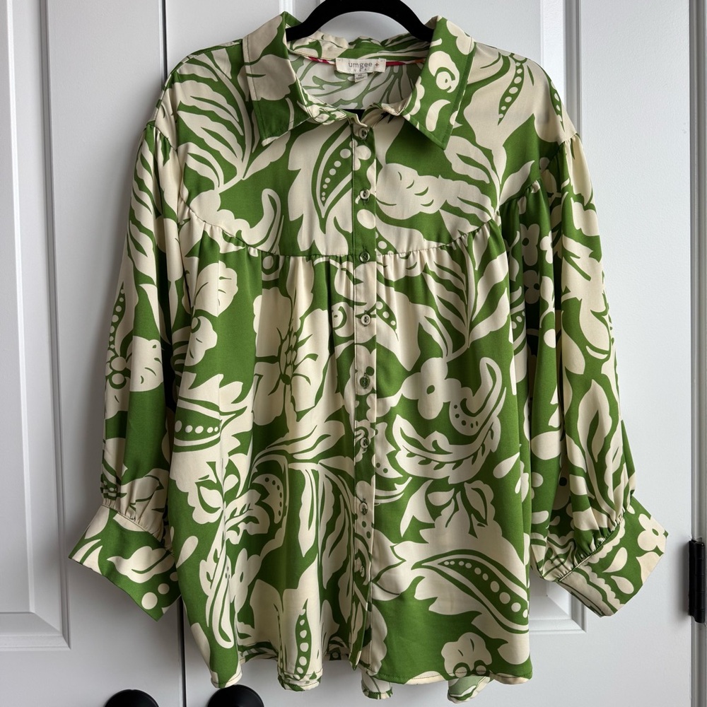 Umgee Green and Cream Floral Button-Down Shirt